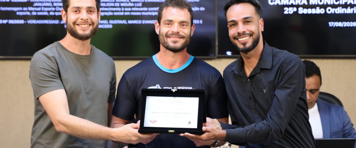 Manual Esporte Clube de Corrida recebe homenagem na Câmara de Viçosa