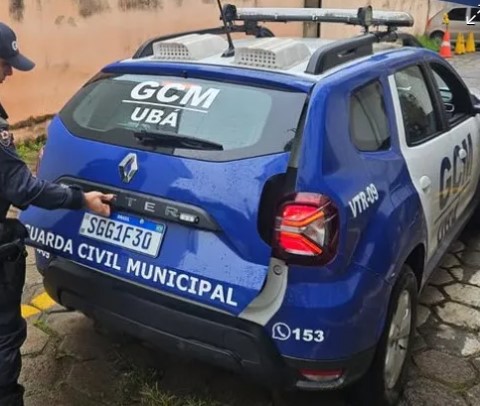 Suspeita de estelionato é presa após ocorrência em agência bancária em Ubá