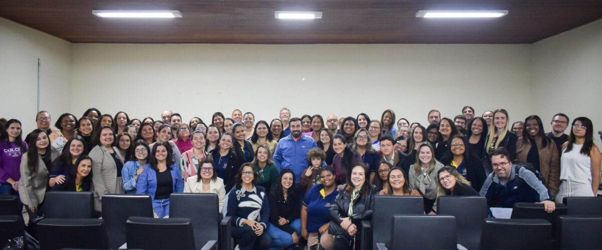 Viçosa apresenta programa para fortalecer aprendizagem na rede municipal