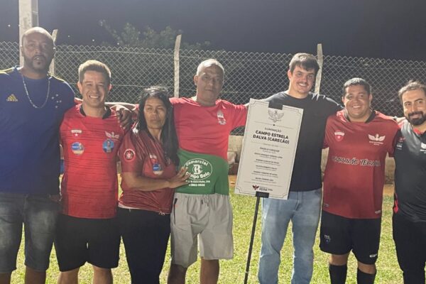 Campo do Estrela Dalva recebe iluminação com 60 refletores em Viçosa