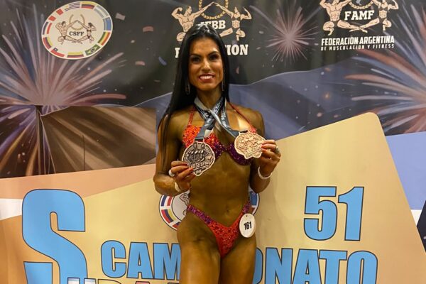 Jéssica Resende conquista terceiro lugar no Sul-Americano de Fisiculturismo em Buenos Aires