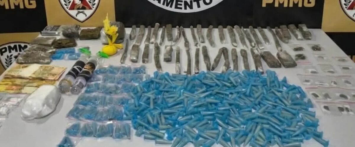 Mulher é presa com drogas durante ocorrência da Polícia Militar em Ubá