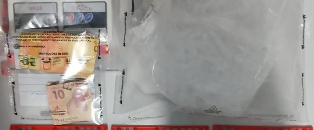 Polícia apreende cocaína, crack e maconha durante ocorrência em Ubá