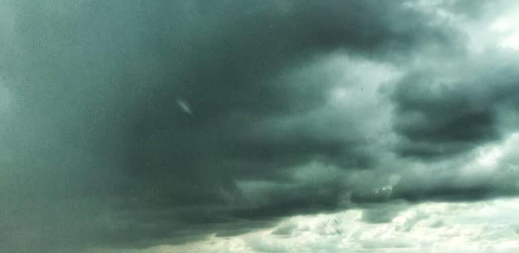 INMET emite alerta laranja para tempestades e chuva atinge Viçosa e região