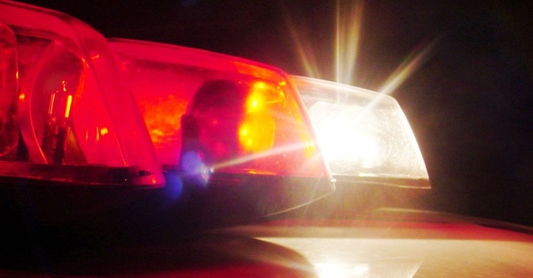 Homem de 34 anos morre após colisão entre carro e moto na MG-447, em Visconde do Rio Branco