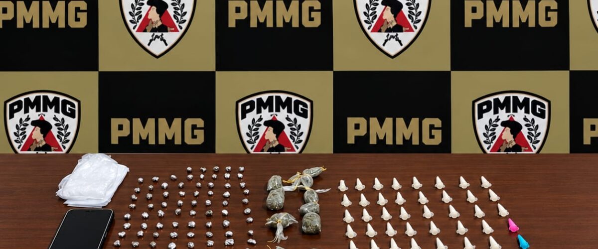 Polícia Militar prende quatro homens e apreende drogas em Senador Firmino