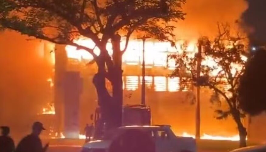 UFV manifesta solidariedade à UFPE após incêndio que causou prejuízo estimado em R$ 100 milhões