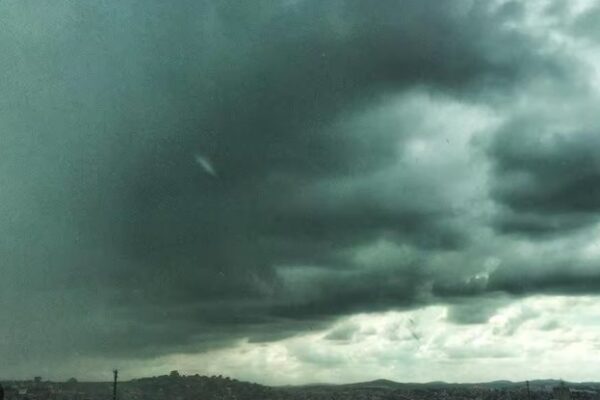 INMET emite alerta de tempestade para Viçosa nesta sexta-feira (16)
