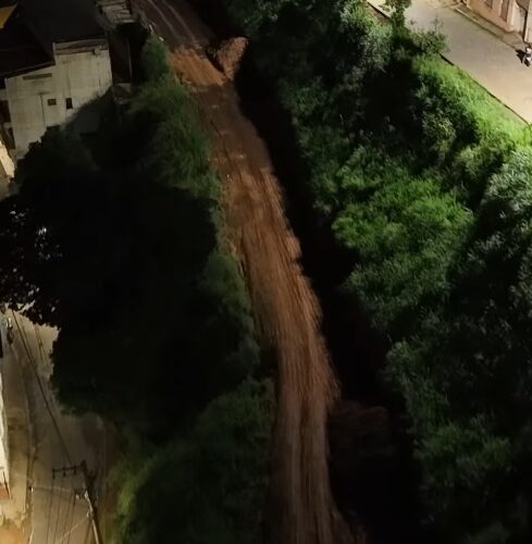 Antiga linha férrea de Viçosa recebe iluminação e pode dar lugar a uma avenida