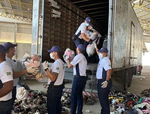 Prefeitura de Ubá explica destino de roupas doadas após enchente de fevereiro