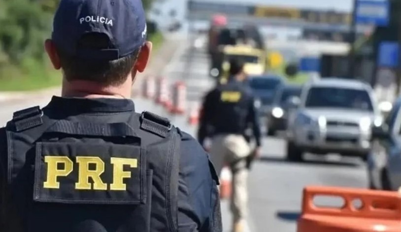 PRF intensifica fiscalização nas rodovias de Minas durante o feriado de Finados
