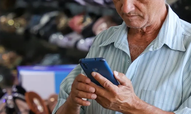 Biometria facial será exigida para contratação e manutenção de linhas de celular a partir de 2027