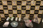 Polícia apreende drogas e materiais usados para acondicionamento em imóvel abandonado em Viçosa