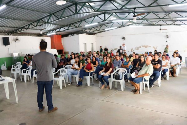 Viçosa planeja fornecimento de alimentos da agricultura familiar para a merenda escolar em 2027