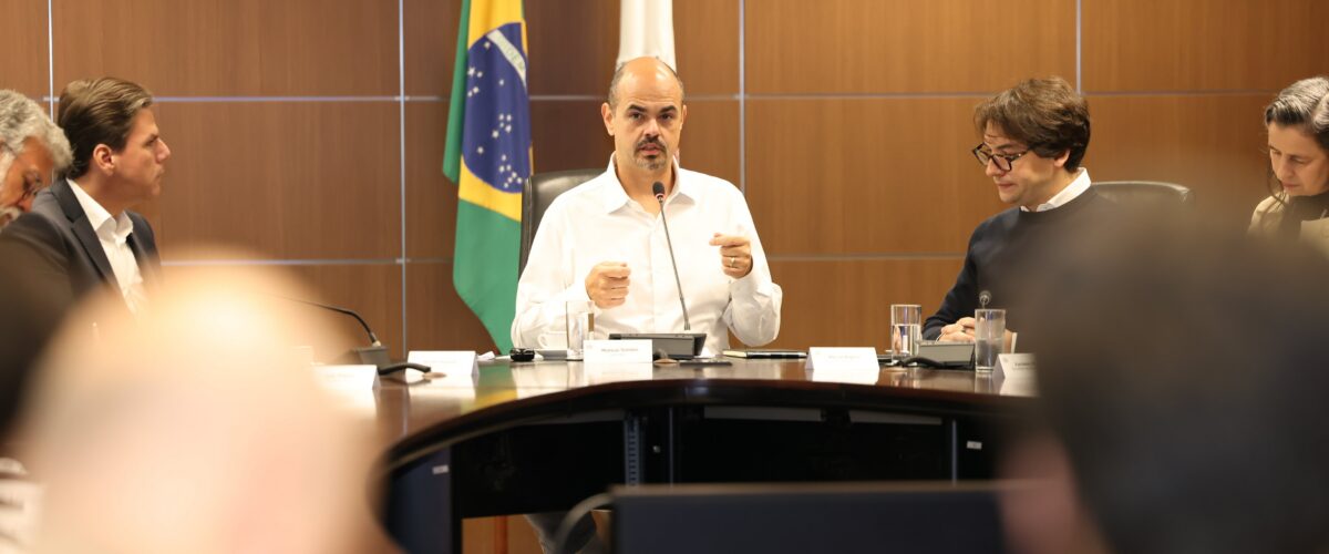 Reunião do secretariado dá inicio à transição de mandato ao Governo de Minas de maneira transparente e profissional