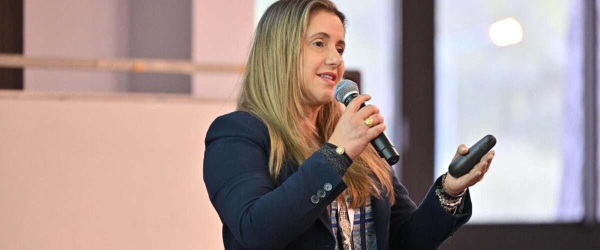 tecnoPARQ e UFV apresentam modelo de inovação agroalimentar em conferência mundial na França
