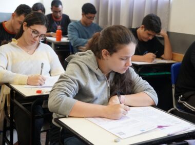 estudantes-mineiros-tem-ate-esta-sexta-feira-56-para-se-inscrever-no-enem-2026-2