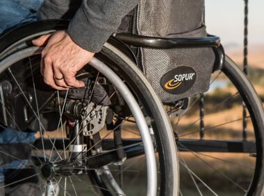 wheelchair-749985_1280